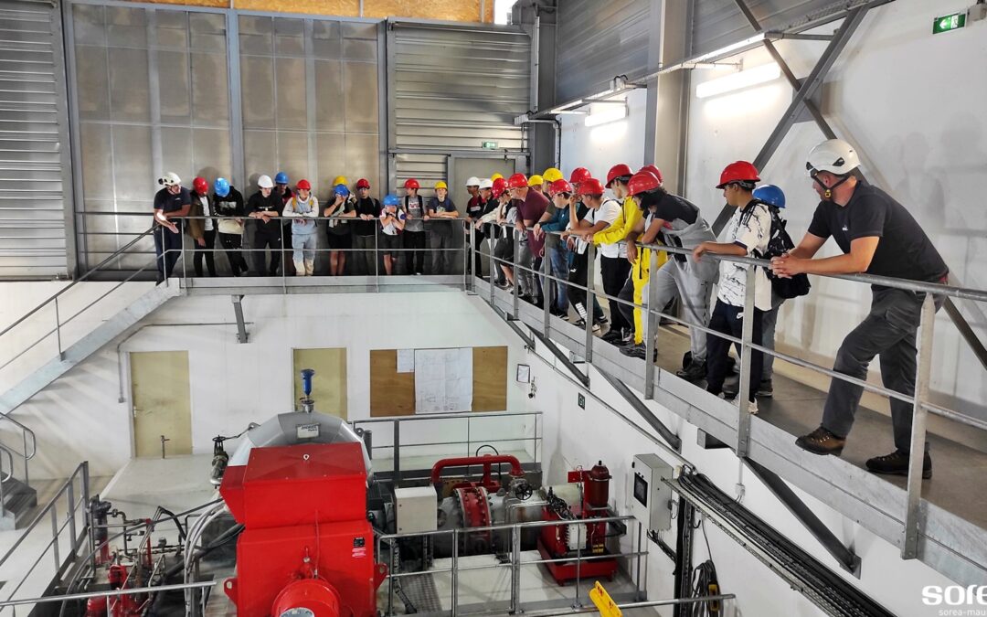 Les lycéens visitent la centrale hydroélectrique des Clapeys à St Jean de Maurienne